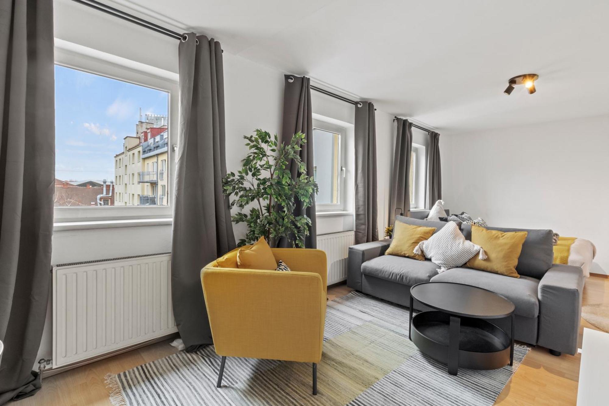 Perfect Location, 2 Min To Main Station Apartment Виена Екстериор снимка