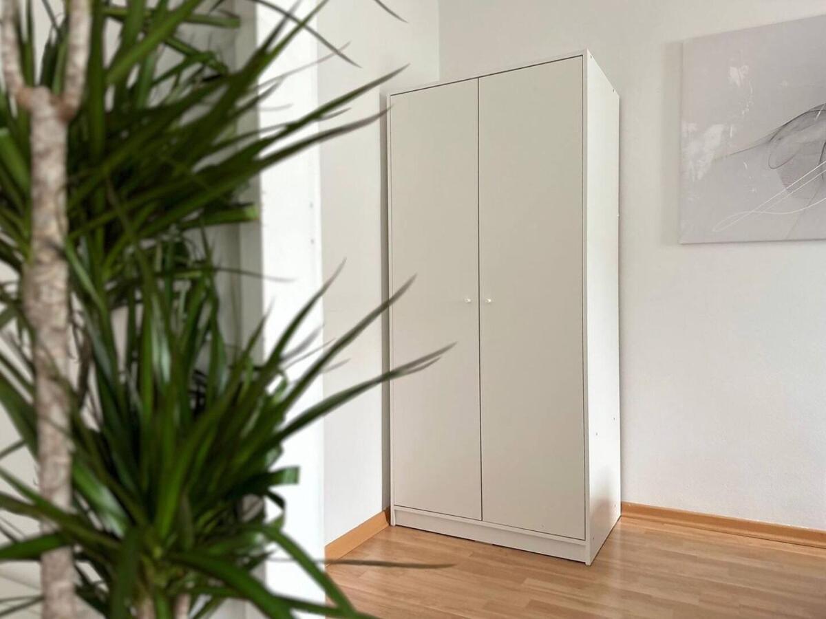 Perfect Location, 2 Min To Main Station Apartment Виена Екстериор снимка